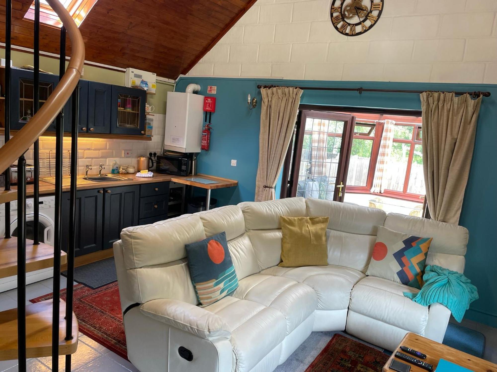 The Annexe At Gomo Villa East Winch Exteriör bild